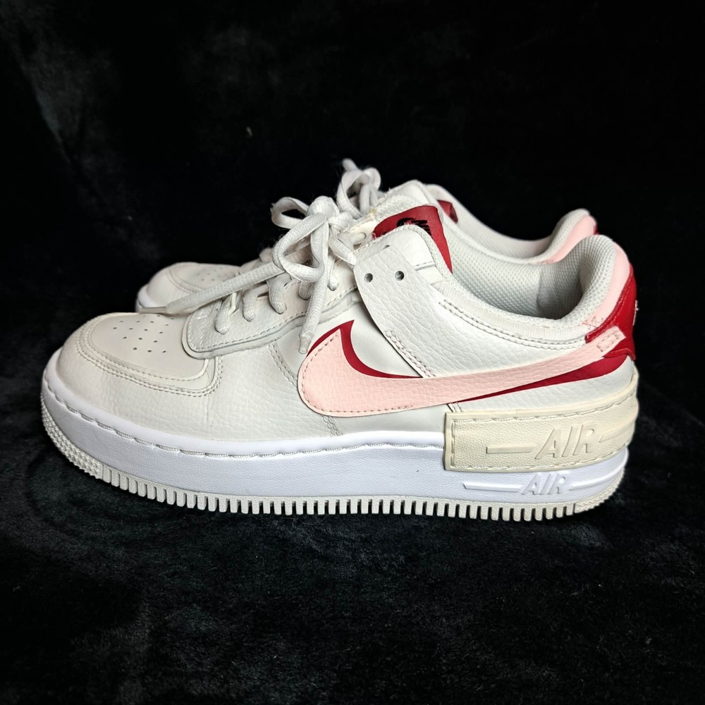 NIKE Air Force 1 Women's 7.5 White Red Pink  Leather Sneakers Exc‎ Cond
